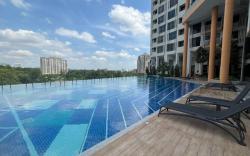 Antara Residence with Lake View Homestay Putrajaya