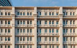 Yitel Collection Qingdao Zhanqiao Railway Station East Square