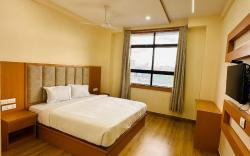 hotel breeze bay