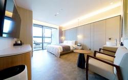Hound Hotel Busan Jeonggwan