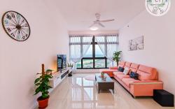 Paradigm Residence -Pinky Suites by JBcity Home