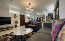 Zaha Homes:Luxe 3br,Com3-Clifton