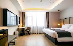 Yitel Collection Chengdu Taikoo Li Chunxi Road Hepan Branch