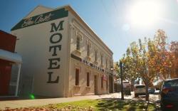 Elm Court Motel