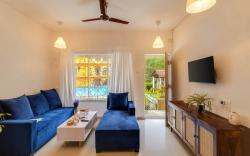 2 BHK Pool Front Apartment @5 mins to Anjuna Beach