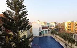 Swimming Sea Facing hotel