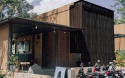 Loji Nyanyi Suite & Brew 