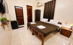 Caroline Guest House 03