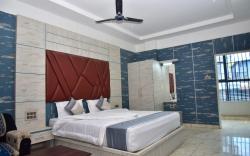 The Palace Suites
