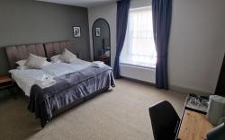 OYO The Victorian Tap B&B