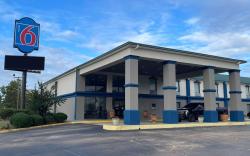 Motel 6 Canton, MS