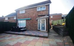 Charming Retreat With Hot Tub  Sauna Sleeps 4