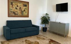 Serravalle Shop&Stay