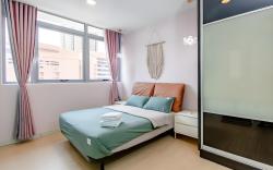 Cozy unit 1024 near Times Square/Pavilion/Alor Str