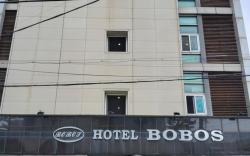 BOBOS HOTEL