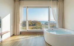 gangreung top spa pension