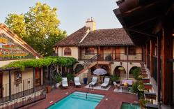 Rancho Caymus Inn