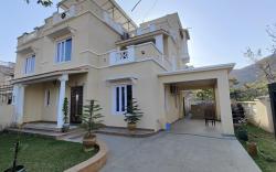 Aarambh villa exclusive HomeStay, Family & groups
