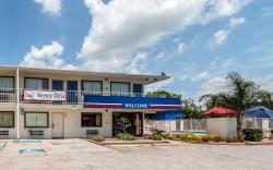 Quality Inn & Suites Victoria East