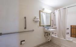 Garner Hotel Victoria - East