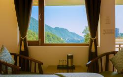 Hotel Sunny Cot - Free Mall Shuttle and Parking