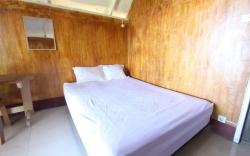Rejeng Bungalow Near Gangga Waterfall