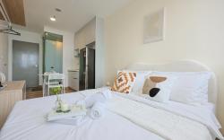 Simple White Studio 2 Pax By Nexx Field