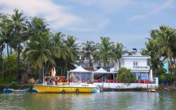 Apricus Inn Riverside