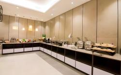 Home Inn Plus Beijing Sanlitun Tuanjiehu Metro Station