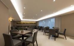 Home Inn Plus Chengdu East Railway Station Chengyu Interchange Metro Station