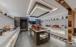 Home Inn Plus Nanjing Olympic Sports Center Golden Eagle World Xinglong Street Metro Station