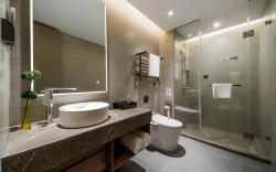 Home Inn Plus Nanjing Railway Station Xuanwu Lake