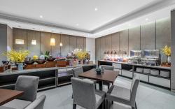 Home Inn Plus Xi'an Zhonglou Yongxingfang Chaoyangmen Metro Station