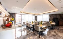 Home Inn Plus Qingdao May Fourth Square Metro Station Municipal Government