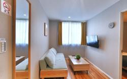 Huajian 302 Direct to Skytree Asakusa Temple Convenient Transportation Fully Equipped