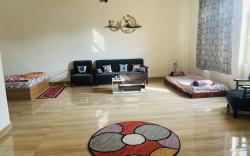 Urban Zen Oasis - Independent floor in City Centre