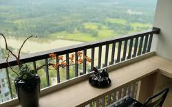 Artist peacefully amazing lake view Onsen Ecopark