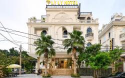 Ly Ly Hotel 2