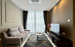 The Luxury Podium3R2B | 8pax @YPM103