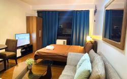 Spacious Unit in Gramercy Makati