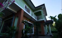 Araliya Holiday Bungalow