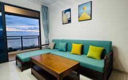 2BR 1BA Seaview Apartment
