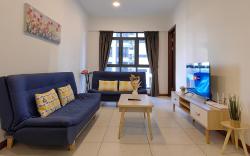 Near Airport|FreeParking|KAvenue|Family Room 6 Pax