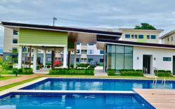 Angel's Pod Plumera Condo Near Airport & Malls