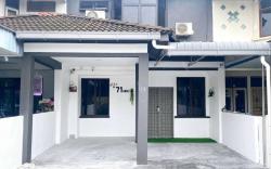 Cozy&Stylish 2StoreyHouse 9Pax@AlmaImpianRia
