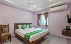 Treebo Sri vi ka Residency
