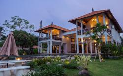 Seaside Oceana Suites by Mahaprana