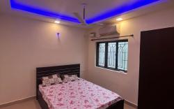 Lee Carlos A/c rooms