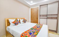 FabHotel Seri - Nr KIMS Hospital, Gachibowli