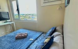 Fully furnished unit, 5F with amenity view Avida